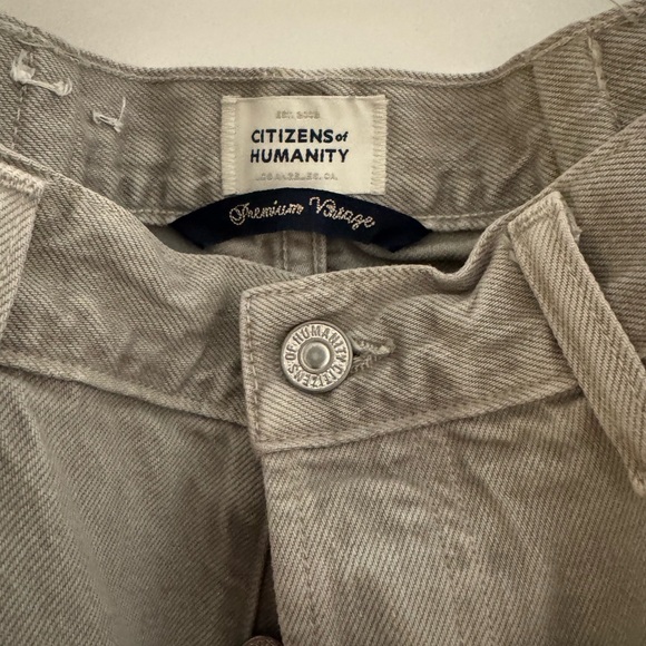 Women's Wide-Leg Jeans in Gray - Picture 4 of 5